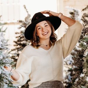 Meet your Posher, Elleigh